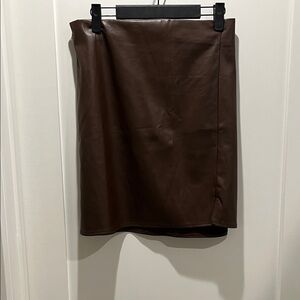 Old Navy Brown Faux Leather Mini Skirt with Side Zipper.